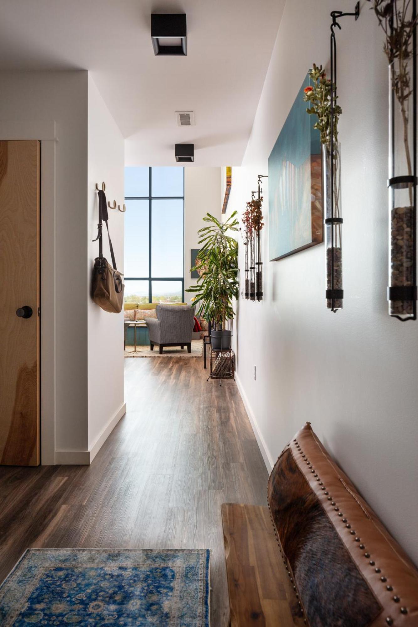 Gorgeous Midtown Apartment Bozeman